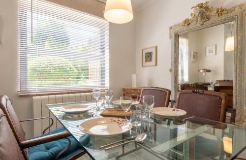 Saint-Pierre-en-Port House | Holiday Home Entre mer et jardin by Interhome