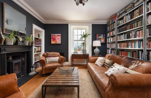 Kirriemuir House | Holiday Home Glenquiech House by Interhome