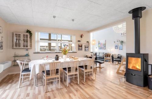 Skaven Strand House | Holiday Home Hedevig - 800m to the inlet by Interhome