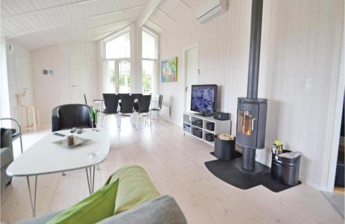 Argab House | Holiday Home Hvide Sande With A Fireplace 3