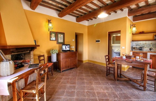 Assisi House | Holiday Home in Assisi with Pool