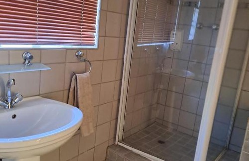 Benoni House | Holiday home in Benoni