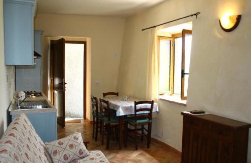 Mulazzo House | Holiday home in Canossa with Swimming Pool, Garden, Barbecue