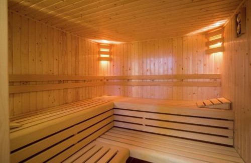 Covas House | Holiday Home in Covas near Serra da Estrela