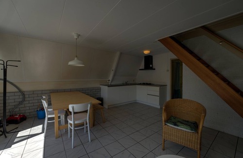 Eerbeek House | Holiday Home in Eerbeek with Terrace