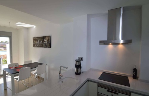 Lo Rufete House | Holiday Home in Orihuela with Pool & Golf