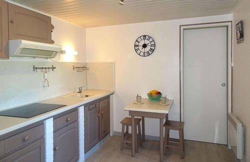 Cayeux-sur-Mer House | Holiday Home in Cayeux-sur-Mer near Bay of Somme
