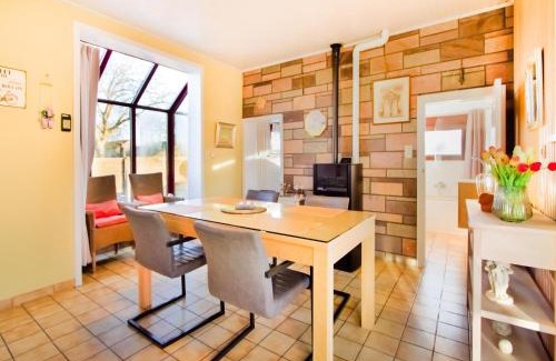 Ypres House | Holiday Home in Hollebeke with Private Garden