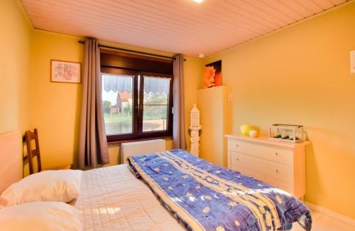 Ypres House | Holiday Home in Hollebeke with Private Garden