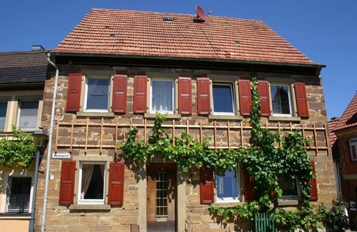 Prichsenstadt House | Holiday home in medieval wine town.