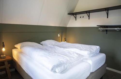 Plasmolen House | Holiday Home in Meeussen with Private Garden