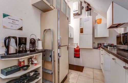 Oldenzaal House | Holiday home in Oldenzaal with hot tub
