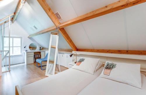 Oldenzaal House | Holiday home in Oldenzaal with hot tub