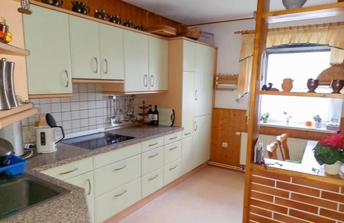 Ortrand House | Holiday home in Ortrand with garden