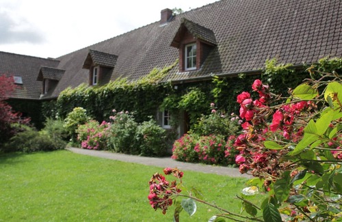 Monchaux House | Holiday Home in Quend-Plage near Lake