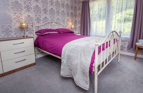 Ratagan Cottage | Holiday Home in Ratagan by Dornie