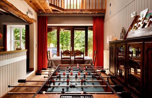 Rendeux House | Holiday Home in Rendeux with Terrace