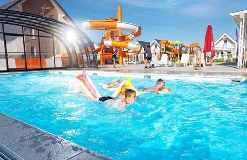 Sarbinowo House | Holiday Home in Sarbinowo near Baltic Beach