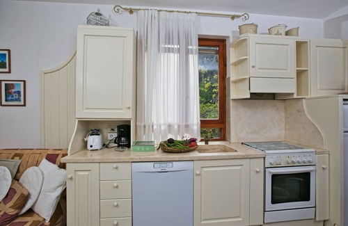 Donoratico House | Holiday Home in Sassetta near Beaches