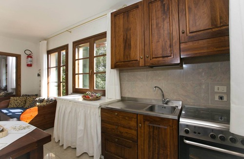 Donoratico House | Holiday Home in Sassetta with Pool and Garden