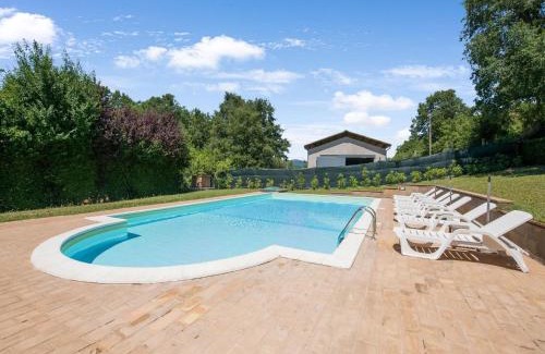 Sellano House | Holiday Home in Sellano with Pool & Views