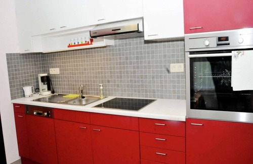 Stavelot House | Holiday Home in Stavelot near Tennis Court
