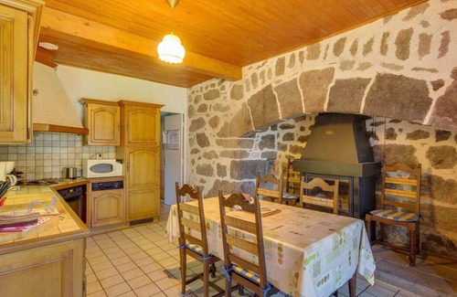 Vic-sur-Cere House | Holiday Home in Vic-sur-Cère with Balcony