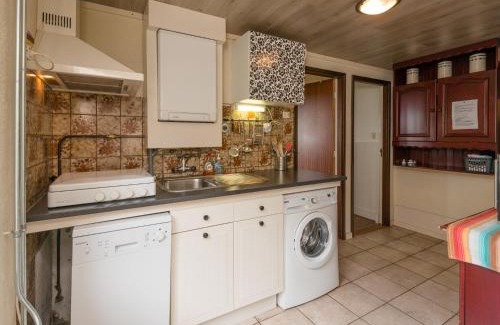 Den Ham House | Holiday home in with cycling area