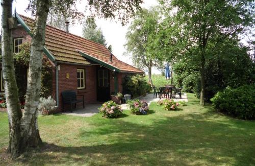 Den Ham House | Holiday home in with cycling area