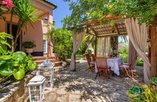 Medronhal House | Holiday Home Isaurinda 1 by Interhome