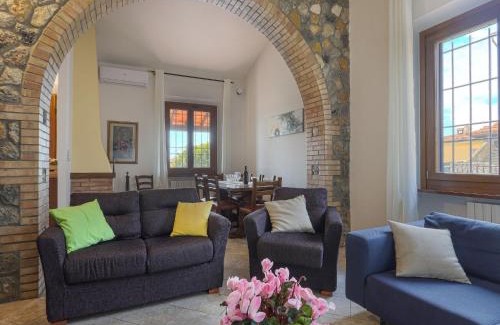Castel San Gimignano House | Holiday Home Casa Alfredo by Interhome