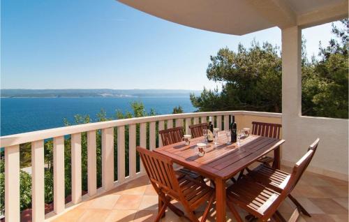 Lokva Rogoznica House | Holiday Home Ivasnjak V Vi