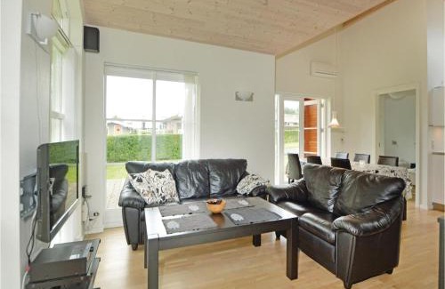 Horsens House | Holiday Home Juelsminde With A Fireplace 07