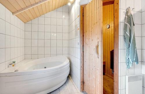 Egense House | Holiday Home Kalli - 350m to the inlet by Interhome