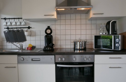 Hohenhaslach House | Holiday Home 'Knodel Nr 2' with Shared Terrace, Shared Garden and Wi-Fi