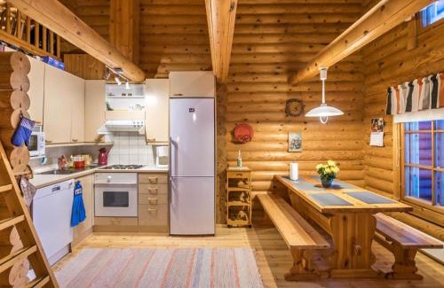 Tormanmaki House | Holiday Home Kultapaljakka 3 by Interhome