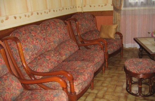 Gros-Chastang House | Holiday Home 'La Chataîgneraie' with Private Garden