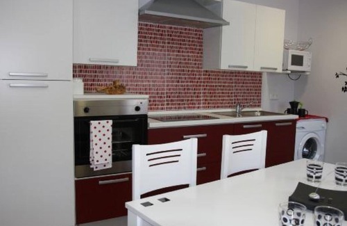 Milagro House | Holiday Home 'La Casa Miralrio 1' with Private Terrace, Wi-Fi and Air Conditioning