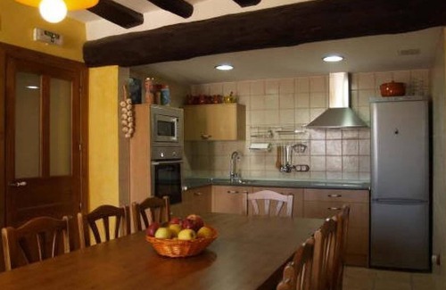 Milagro House | Holiday Home 'La Casa Miralrio 1' with Private Terrace, Wi-Fi and Air Conditioning