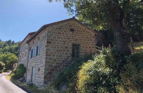 Beauvene House | Holiday Home 'La Casita' with Mountain View, Private Terrace and Wi-Fi