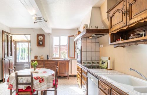 Mesnieres-en-Bray House | Holiday Home La Mesnièroise by Interhome