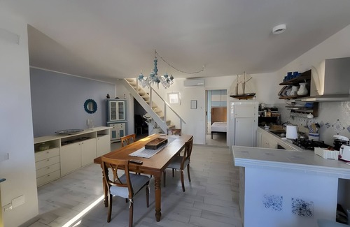 Calasetta House | Holiday Home 'La Perla Del Mare' with Sea View, Wi-Fi and Air Conditioning