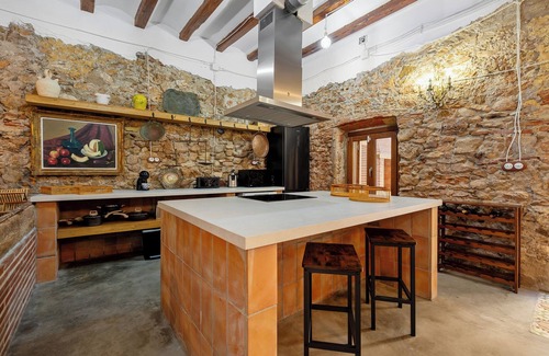Sant Carles de la Rapita House | Holiday Home 'La Quadra Rural Housing' with Private Terrace, Wi-Fi and Air Conditioning