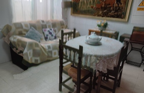 Chulilla House | Holiday Home 'La Replaceta' with Balcony, Wi-Fi and Air Conditioning