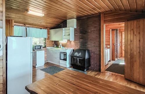 Leppavirta House | Holiday Home Lahdeke by Interhome