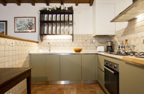 Molazzana House | Holiday Home Le Bore - CNG122 by Interhome