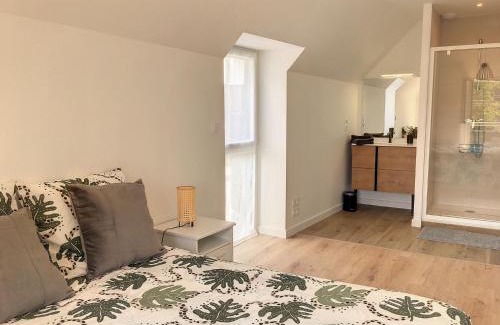 La Fresnais House | Holiday Home Le cottage by Interhome