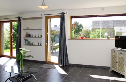 Isigny-le-Buat House | Holiday Home Le Pressoir - CHD400