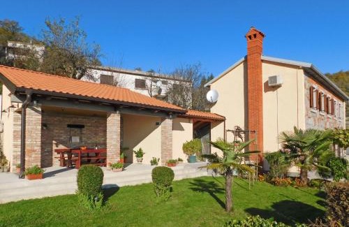 Rukavac House | Holiday Home Lea by Interhome