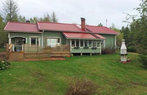 Taivalkoski House | Holiday Home Lehto by Interhome